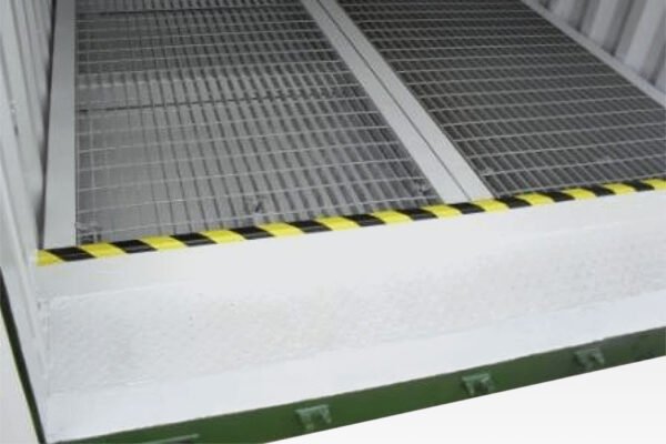 10ft x 8ft Open Mesh Floor Bunded Store - Image 2