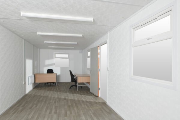 32ft x 10ft Jackleg Office Cabin - Image 4