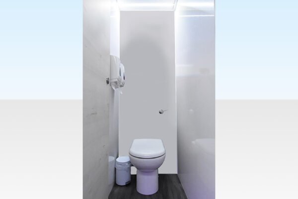 Towable Toilet 2+2 - Image 3